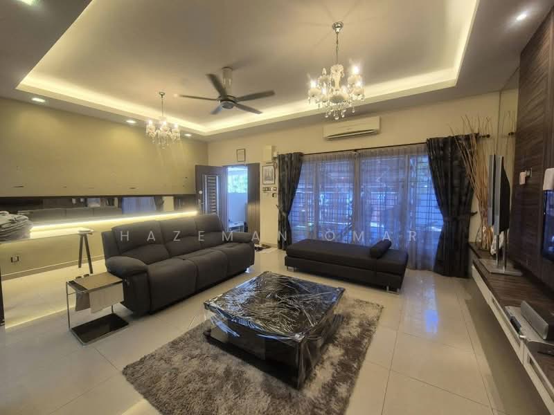 Rumah Teres 2-Tingkat untuk Dijual di Bandar Nusaputra (Puchong) - Hazeman Omar - Living Room - PropertyGuru.com.my