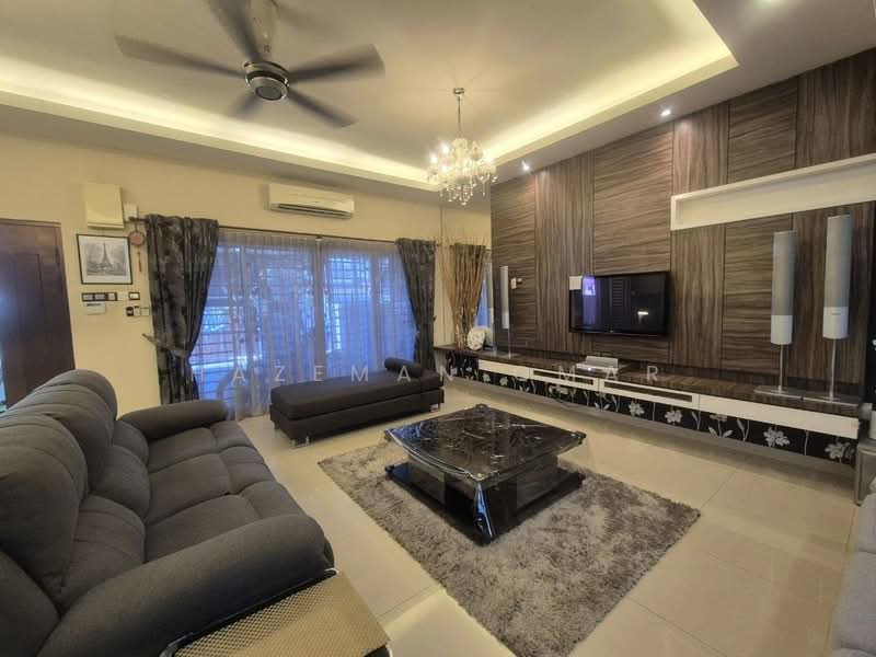 Rumah Teres 2-Tingkat untuk Dijual di Bandar Nusaputra (Puchong) - Hazeman Omar - Living Room - PropertyGuru.com.my