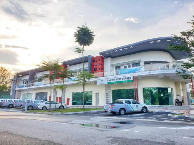 2.5-storey Terraced House for Sale in Presint 18 (Putrajaya) - Wardatu Zamzam - Exterior - PropertyGuru.com.my