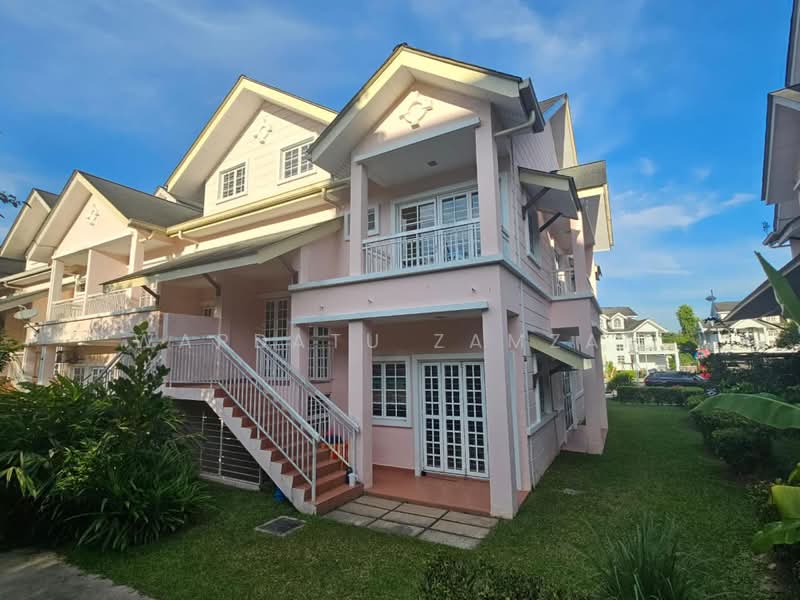 2.5-storey Terraced House for Sale in Presint 18 (Putrajaya) - Wardatu Zamzam - Exterior - PropertyGuru.com.my