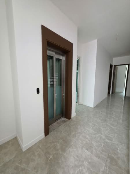 3-storey Terraced House for Rent in Tanjung Tokong (Penang) - A Ee Ee - Corridor - PropertyGuru.com.my