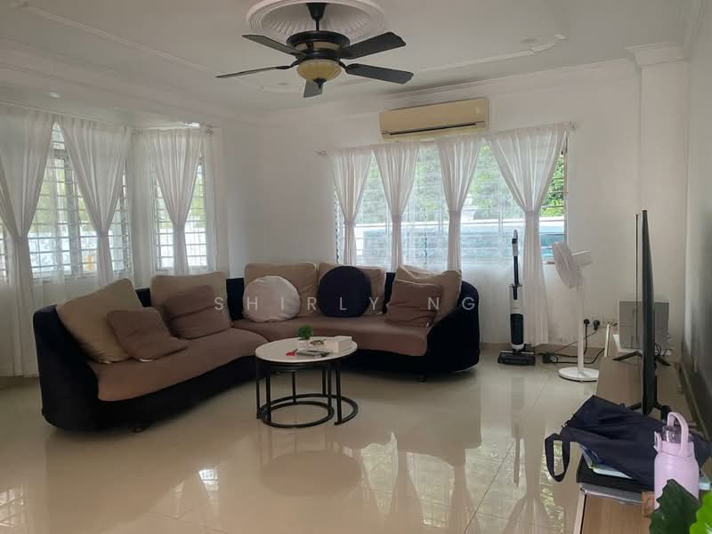Rumah Banglo untuk Dijual di Rawang (Selangor) - Shirly Ng - Living Room - PropertyGuru.com.my