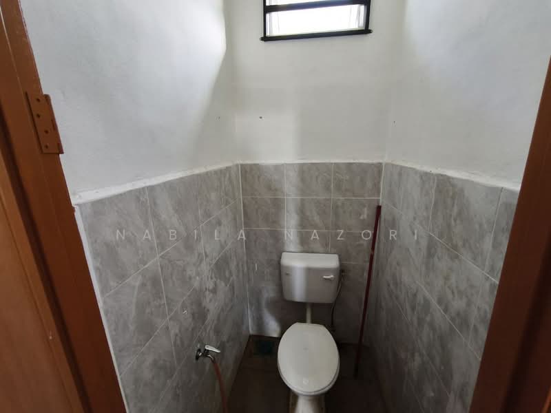 Shop for Rent in Kota Bharu (Kelantan) - Nabila Nazori - Bathroom - PropertyGuru.com.my