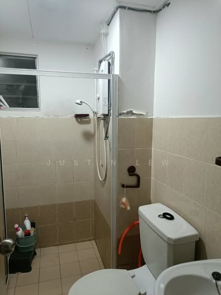 Condominium for Sale at Koi Tropika - Justin Lew - Bathroom - PropertyGuru.com.my