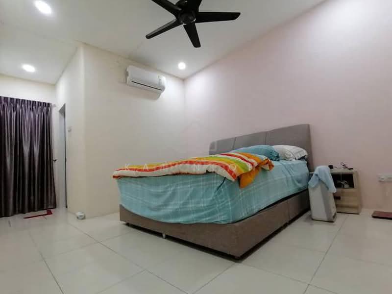 Rumah Teres 2 Tingkat untuk Dijual di Bandar Sri Damansara (Selangor) - KAT NEOH - Bedroom - PropertyGuru.com.my