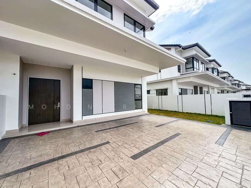 Rumah Berkembar untuk Dijual di Cyber 10 (Cyberjaya) - Mohd Nazri Roslan - PropertyGuru.com.my