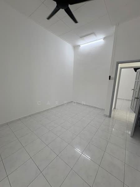 1-storey Terraced House for Sale in Taman Puteri Wangsa (Ulu Tiram) - Carson . - Interior - PropertyGuru.com.my