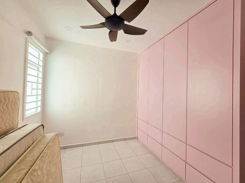 Pangsapuri untuk Dijual di The Rise Collection 3 - Jinelle Ong - Bedroom - PropertyGuru.com.my