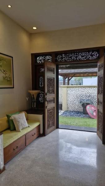 Bungalow House for Sale in Shah Alam (Selangor) - Y.H. Lee - Entrance - PropertyGuru.com.my