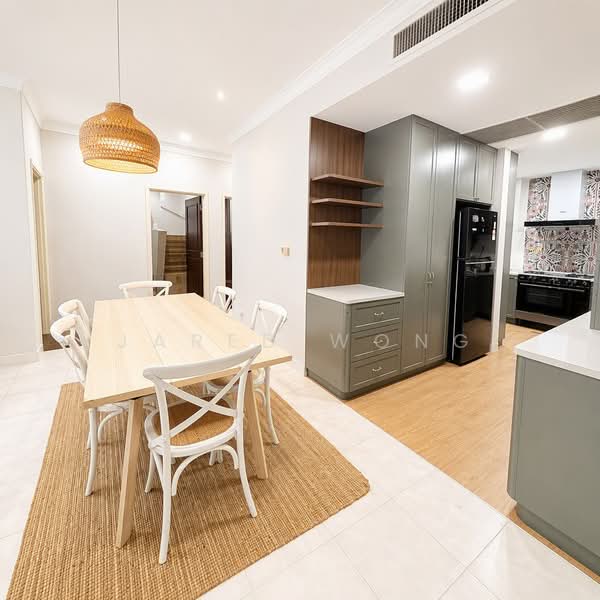 Condominium for Sale at D'Melor Condominium - Jared Wong - Dining Room - PropertyGuru.com.my