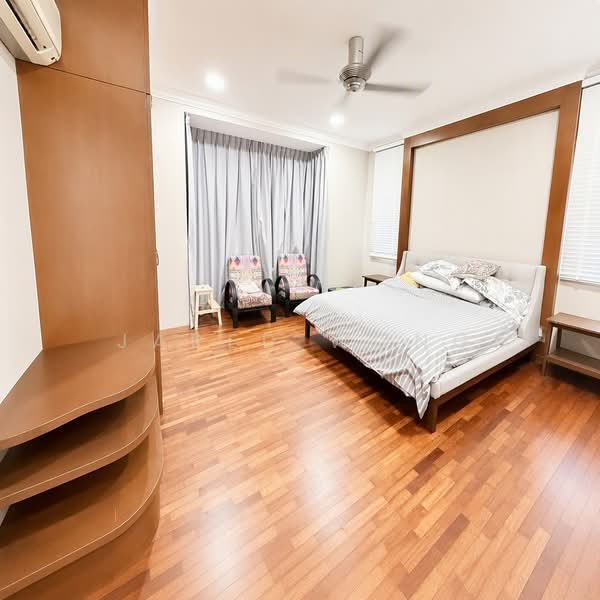 Condominium for Sale at D'Melor Condominium - Jared Wong - Bedroom - PropertyGuru.com.my