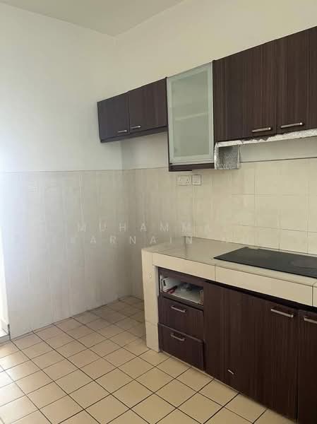 Kondominium untuk Disewa di Pearl Avenue - Muhammad Zulkarnain Nur Salim - Kitchen - PropertyGuru.com.my