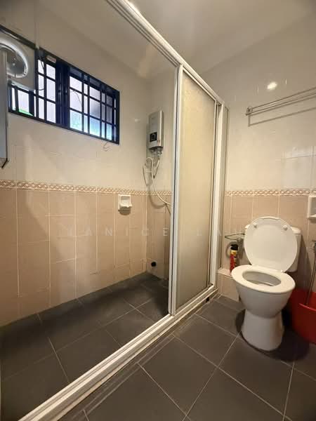 Rumah Teres 2 Tingkat untuk Dijual di Bandar Damai Perdana (Cheras) - Janice Lau - Bathroom - PropertyGuru.com.my
