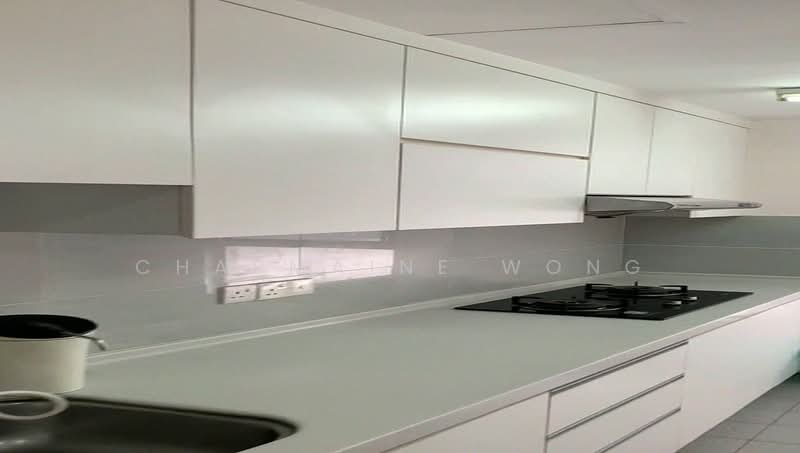 Kondominium untuk Disewa di Impiana On The Waterfront Condominium - Charmaine Wong - Kitchen - PropertyGuru.com.my