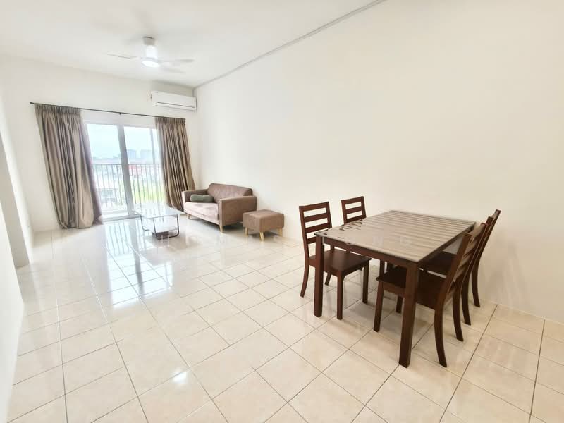 Pangsapuri untuk Disewa di SP Lodge Sri Pertiwi - Thomas Tong - Living Room - PropertyGuru.com.my