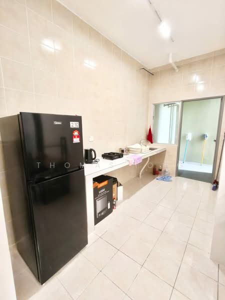 Pangsapuri untuk Disewa di SP Lodge Sri Pertiwi - Thomas Tong - Kitchen - PropertyGuru.com.my