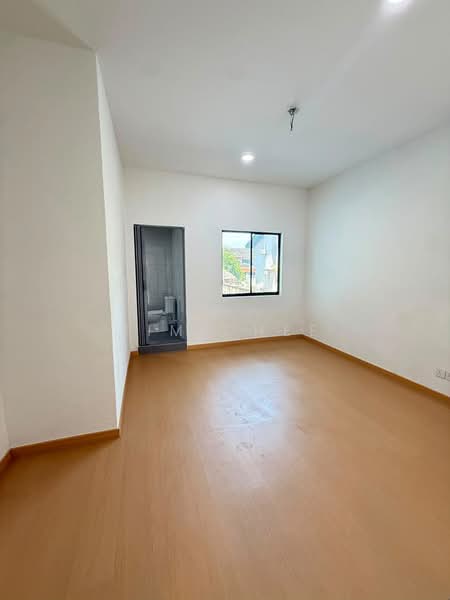 Semi-Detached House for Sale in Pasir Gudang (Johor) - Jim Chee - Interior - PropertyGuru.com.my