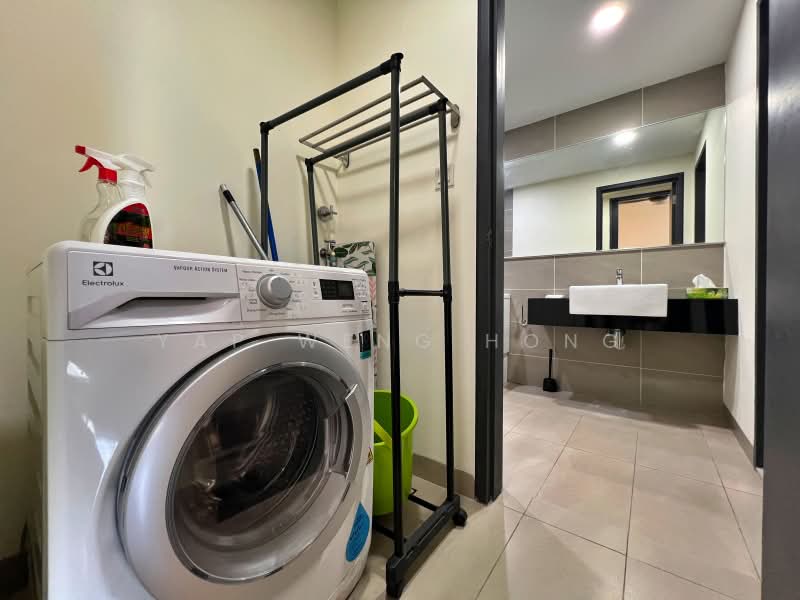 Apartment for Rent at V Residence Suites @ Sunway Velocity - Yap Weng Hong - Bathroom - PropertyGuru.com.my