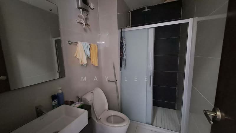 Condominium for Sale at Amberside @ Country Garden Danga Bay - May Lee - Bathroom - PropertyGuru.com.my