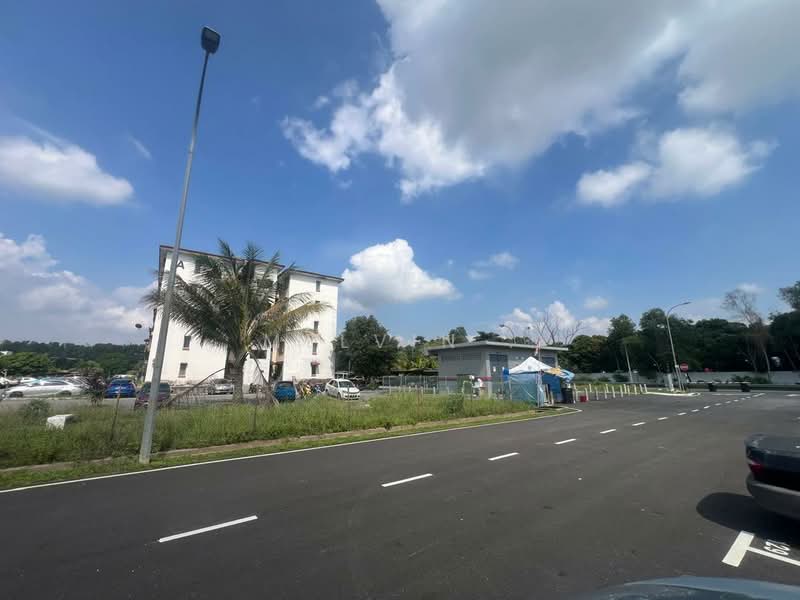 Shop for Rent in Bandar Tasik Kesuma (Beranang) - Melvin . - Exterior - PropertyGuru.com.my
