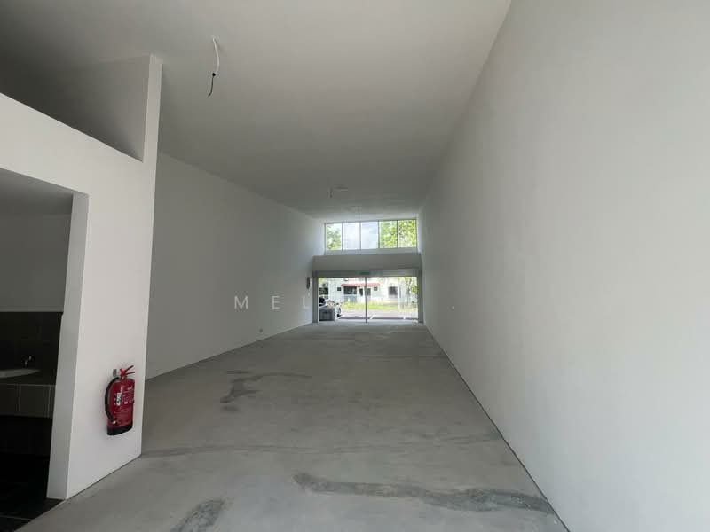 Shop for Rent in Bandar Tasik Kesuma (Beranang) - Melvin . - Interior - PropertyGuru.com.my