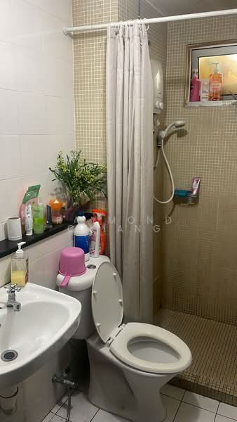 Condominium for Rent at The Tamarind - Raymond Chiang - Bathroom - PropertyGuru.com.my
