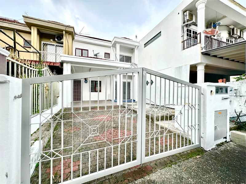 Rumah Teres 2-Tingkat untuk Dijual di Seksyen 7 (Shah Alam) - Tasya Ruslan - PropertyGuru.com.my