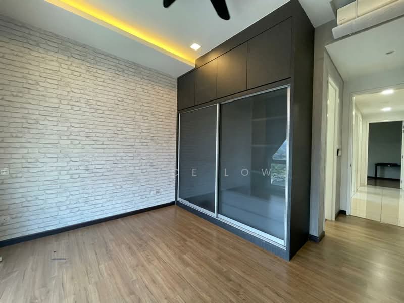 Servis Apartment untuk Dijual di Eco Sky - Alice Low - Bedroom - PropertyGuru.com.my