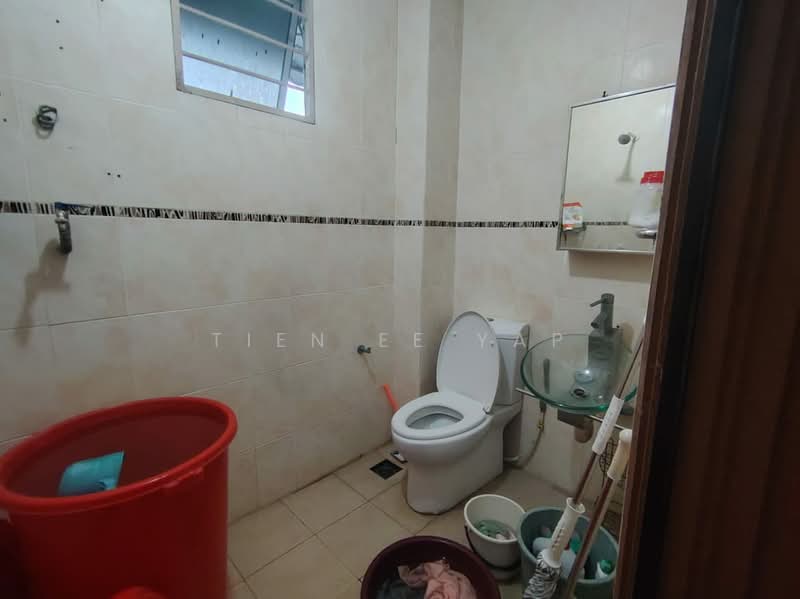 2-storey Terraced House for Sale in Taman Bukit Maluri (Kepong) - Tien Ee Yap - Bathroom - PropertyGuru.com.my