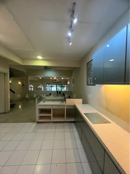 2-storey Terraced House for Rent in Taman Bukit Desa (Taman Desa) - Charmaine Wong - Kitchen - PropertyGuru.com.my