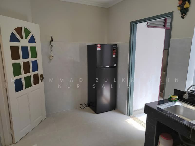 Rumah Teres 2-Tingkat untuk Disewa di Ulu Kelang (Selangor) - Muhammad Zulkarnain Nur Salim - Kitchen - PropertyGuru.com.my
