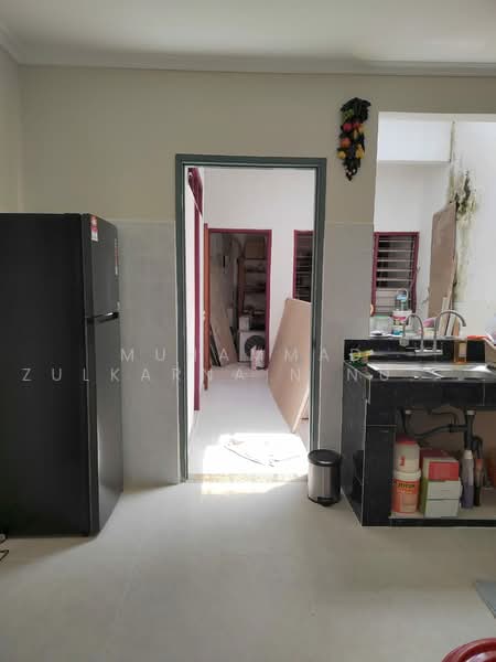 Rumah Teres 2-Tingkat untuk Disewa di Ulu Kelang (Selangor) - Muhammad Zulkarnain Nur Salim - Kitchen - PropertyGuru.com.my