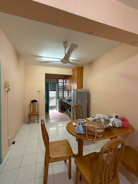 2-storey Terraced House for Sale in Taman Sri Pulai Perdana (Skudai) - Zeon Lim - Dining Room - PropertyGuru.com.my
