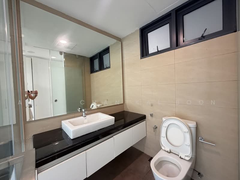 Kondominium untuk Dijual di Bora Residences - Alvin Chan Kai Boon - Bathroom - PropertyGuru.com.my
