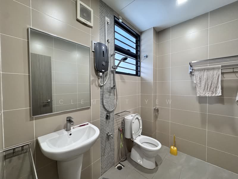 Rumah Teres 2-Tingkat untuk Disewa di Bukit Raja (Selangor) - Clement Yew - Bathroom - PropertyGuru.com.my