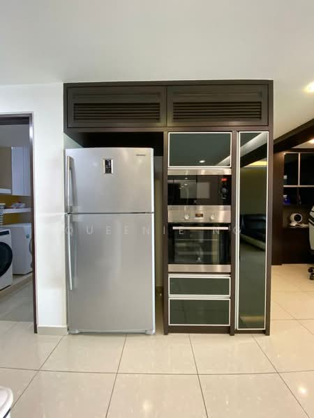 Pangsapuri untuk Dijual di Molek Pine 3 - Queenie Ng - Kitchen - PropertyGuru.com.my
