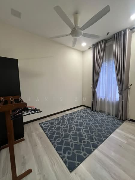Rumah Teres 2-Tingkat untuk Disewa di Dengkil (Selangor) - Norhanis Zulkifli - 4th bedroom near kitchen area - PropertyGuru.com.my