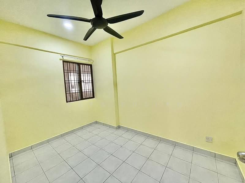 Apartment for Sale at Pangsapuri Sri Cempaka - Tasya Ruslan - PropertyGuru.com.my
