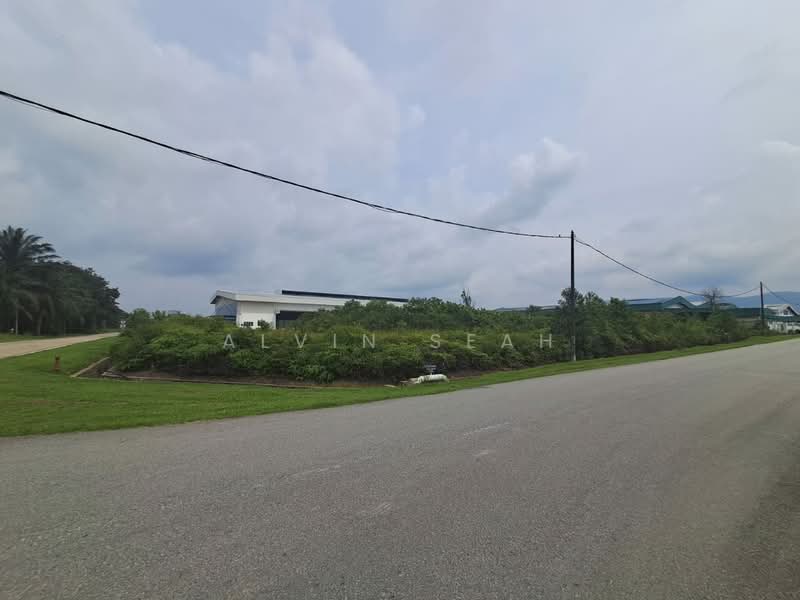 Tanah Perindustrian untuk Dijual di Kawasan Perindustrian Lukut (Kota Tinggi) - Alvin Seah - Exterior - PropertyGuru.com.my