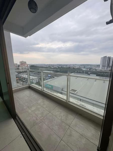 Kondominium untuk Dijual di PARC Regency (Residensi Masai) - Stephanie Yap - Balcony - PropertyGuru.com.my