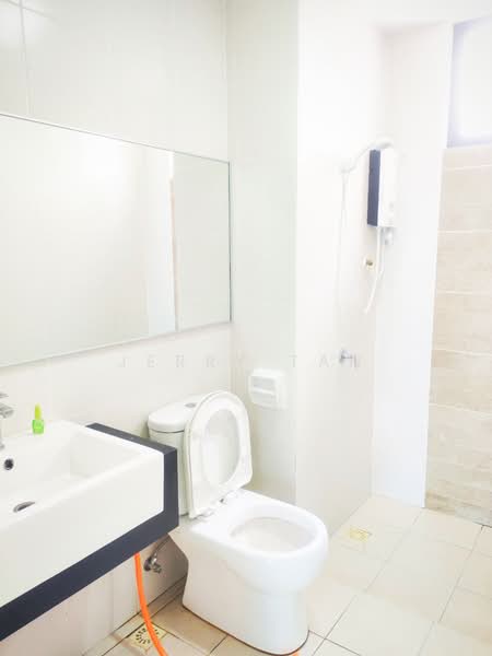 Condominium for Rent at ForestVille - Jerry Tan - Bathroom - PropertyGuru.com.my