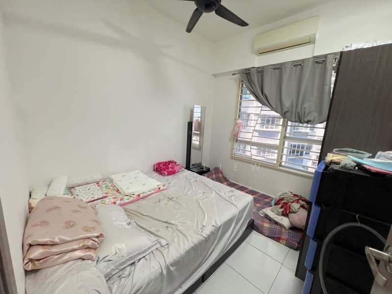 Pangsapuri untuk Dijual di Residensi Alam Damai (PR1MA @ Alam Damai) - Eric Liew - Bedroom - PropertyGuru.com.my