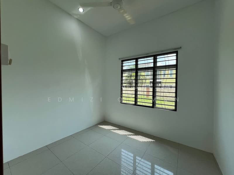 Semi-Detached House for Sale in Sikamat (Negeri Sembilan) - Edmizi Othman - Interior - PropertyGuru.com.my