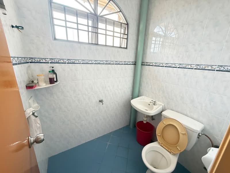2-storey Terraced House for Rent in Taman Sri Pulai Perdana (Skudai) - Glenn Twe - Bathroom - PropertyGuru.com.my