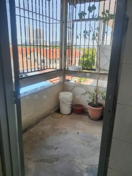 Rumah Flat untuk Disewa di Taman Belimbing II - Boon Haw Ooi - Balcony - PropertyGuru.com.my