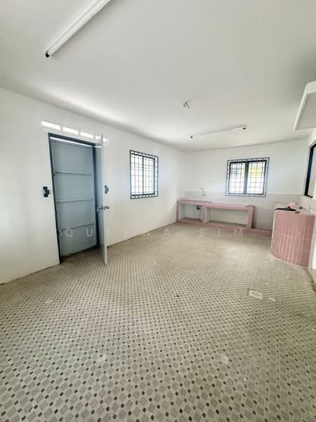 Bungalow House for Sale in Taman Kebun Teh (Johor Bahru) - Queena Sim - Kitchen - PropertyGuru.com.my