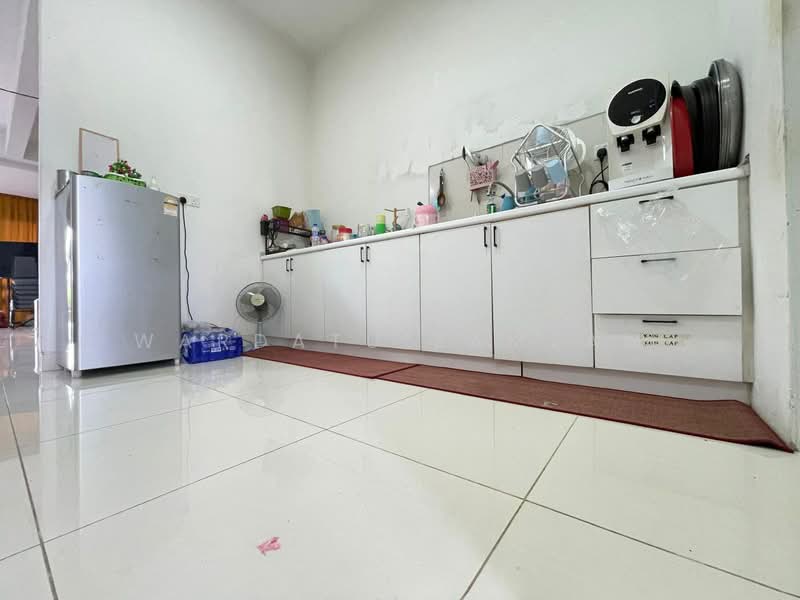 2-storey Terraced House for Sale in Presint 12 (Putrajaya) - Wardatu Zamzam - Kitchen - PropertyGuru.com.my