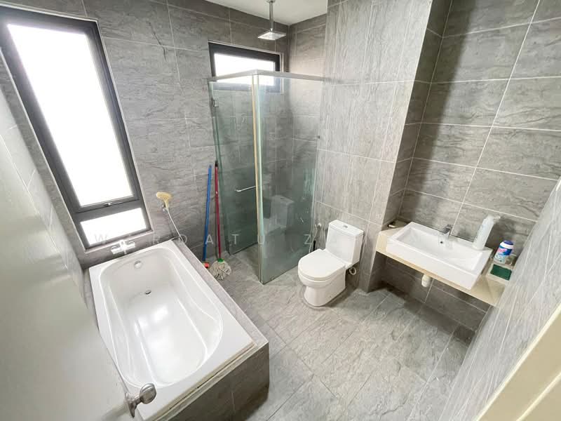 2-storey Terraced House for Sale in Presint 12 (Putrajaya) - Wardatu Zamzam - Bathroom - PropertyGuru.com.my