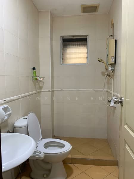 Rumah Teres 2-Tingkat untuk Disewa di Usj 1 (Subang Jaya) - ANGELINE ANG - Bathroom - PropertyGuru.com.my