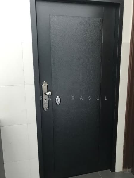 2-storey Terraced House for Sale in Bandar Puteri Klang (Klang) - Farah Rasul - Entrance - PropertyGuru.com.my